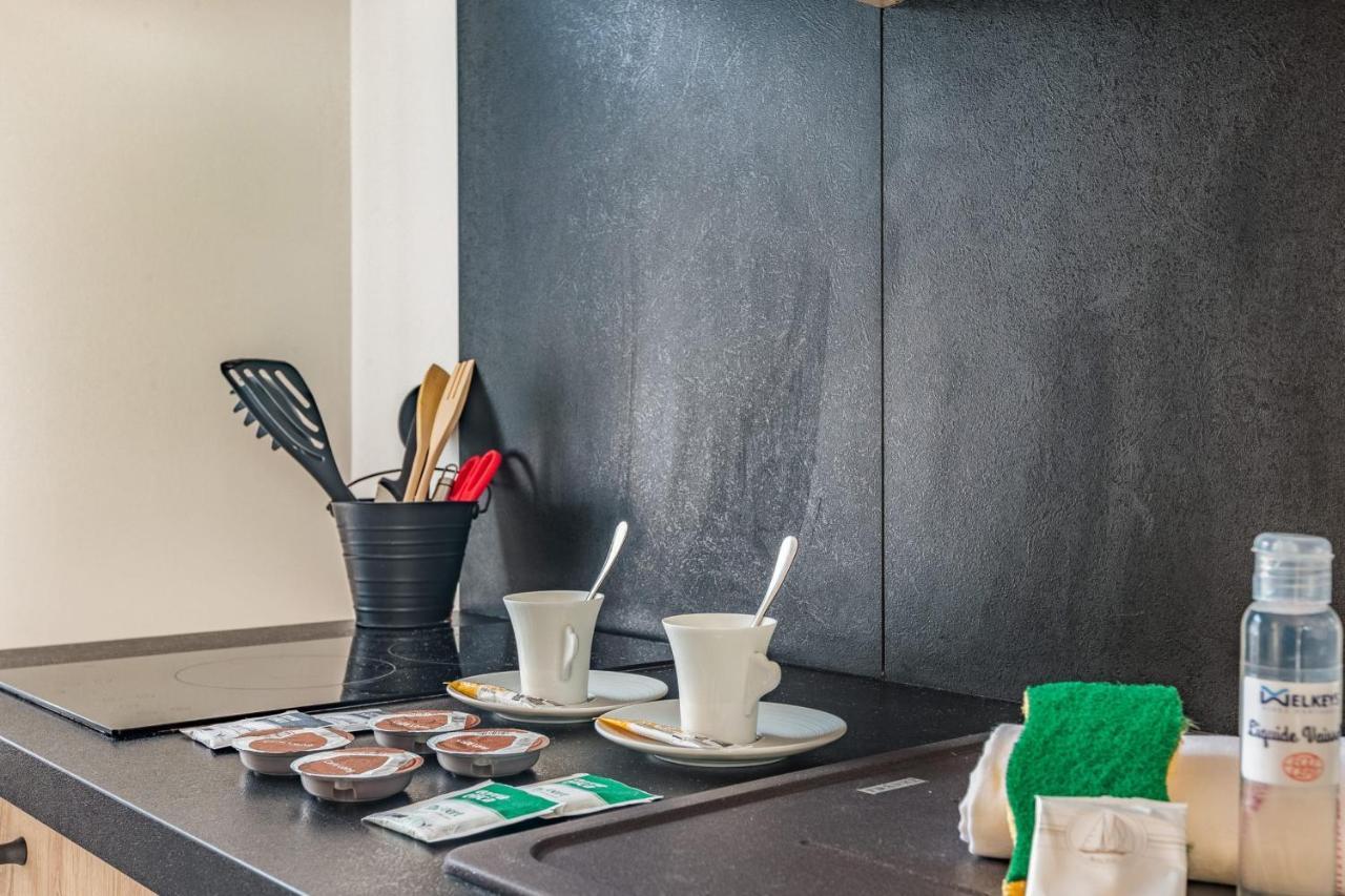 Nice Studio With Veranda Nearby The Beach In La Flotte - Welkeys Экстерьер фото