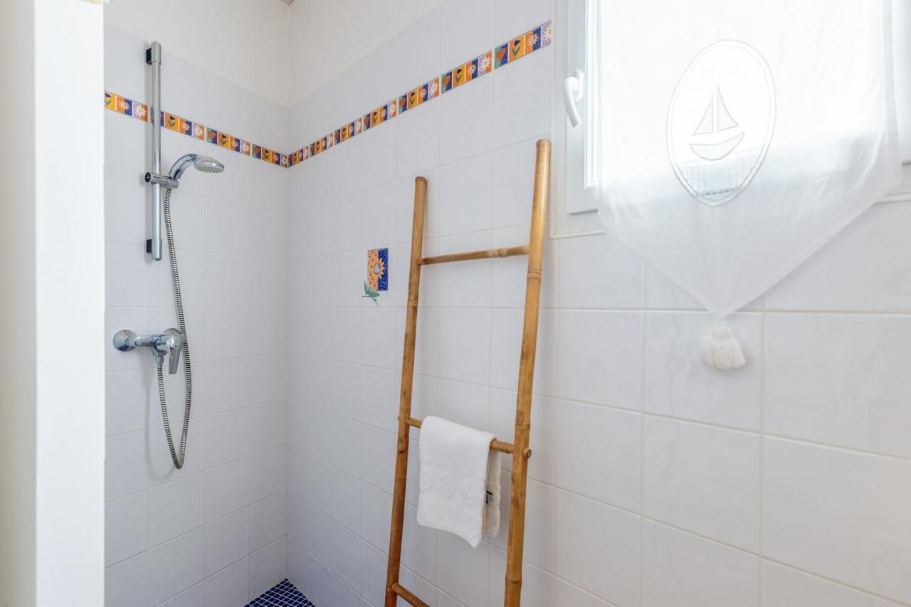 Nice Studio With Veranda Nearby The Beach In La Flotte - Welkeys Экстерьер фото